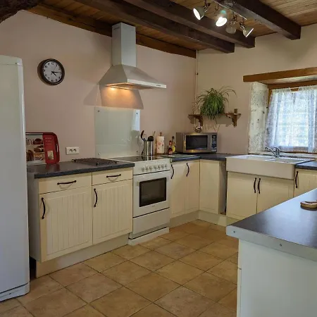 Dom wakacyjny Spacieuse Maison A Avec Jardin Privatif - Fr-1-653-213