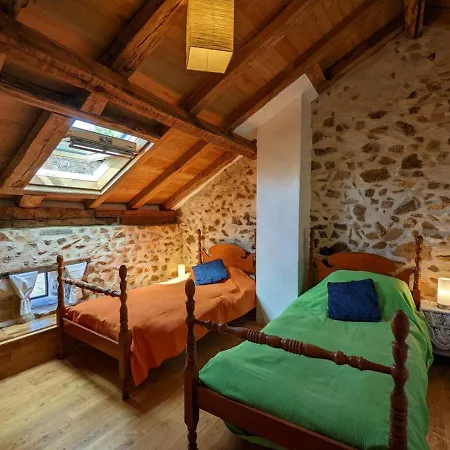 Spacieuse Maison à Avec Jardin Privatif - Fr-1-653-213 Hébergement de vacances *