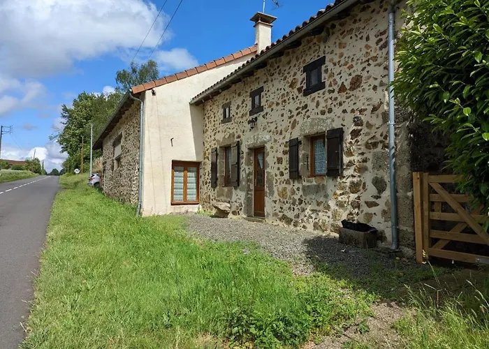 Spacieuse Maison A Avec Jardin Privatif - Fr-1-653-213 بيت للعطل